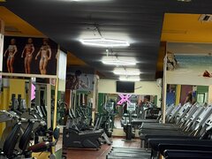 Femeie pentru curatenie pentru sala fitness Calea Crangasi